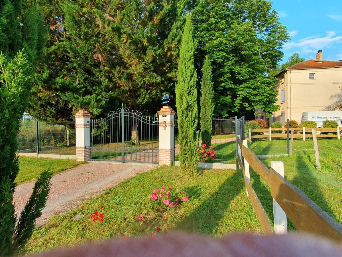 Bed and Breakfast Domaine Christanna Lisle-sur-Tarn Exterior foto